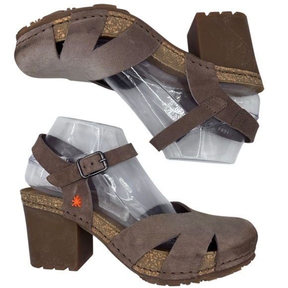 The Art Company Stylish Taupe Leather Women's Shoes - Size 39/ US 9 - Picture 6 of 12